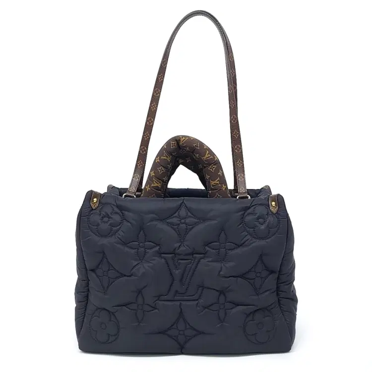 Louis Vuitton padded jacket On the Go MM M21069-Hover-Image