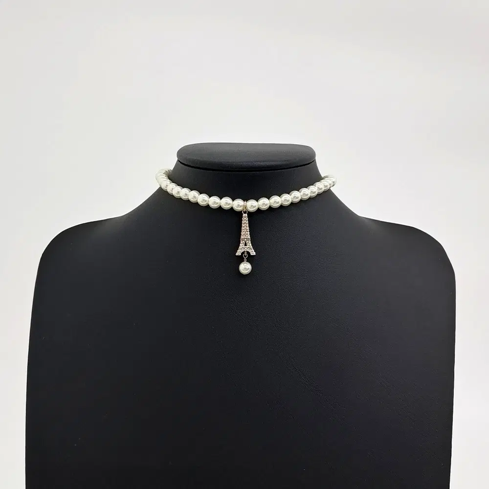 Christian Dior pearl necklace