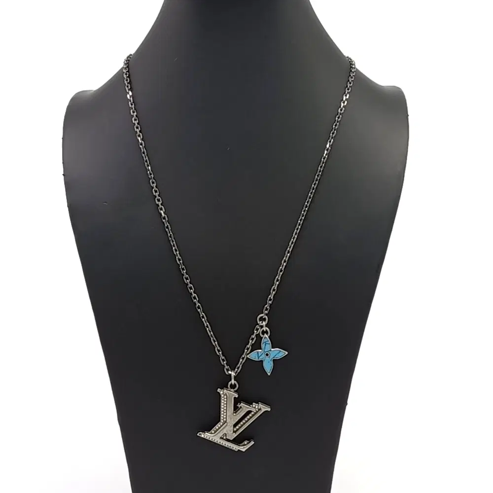 Louis Vuitton Lv Initial Necklace