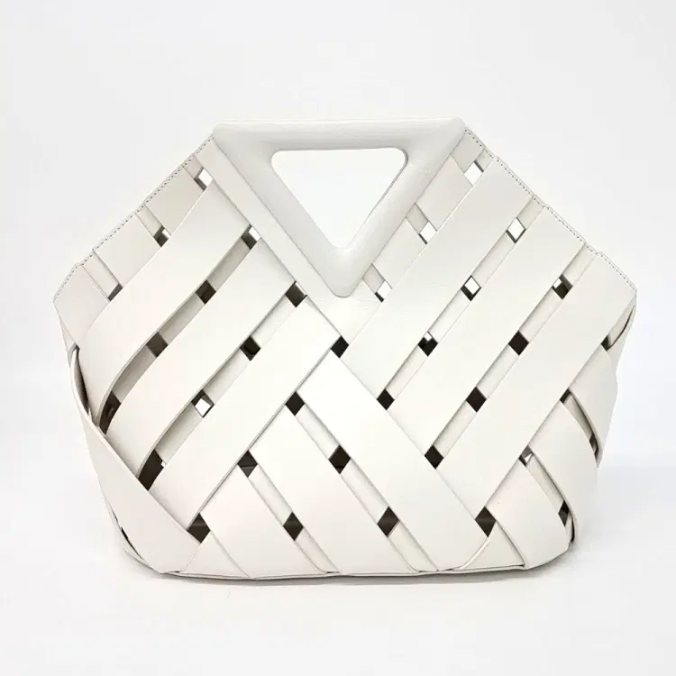 Bottega Veneta Triangle Basket-Hover-Image
