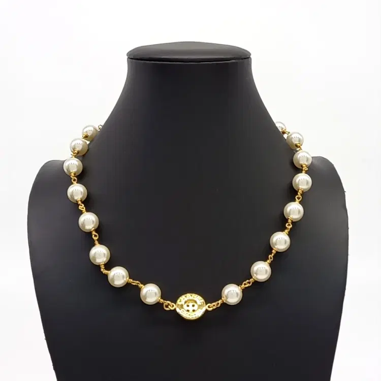 Chanel Pearl Necklace-Hover-Image