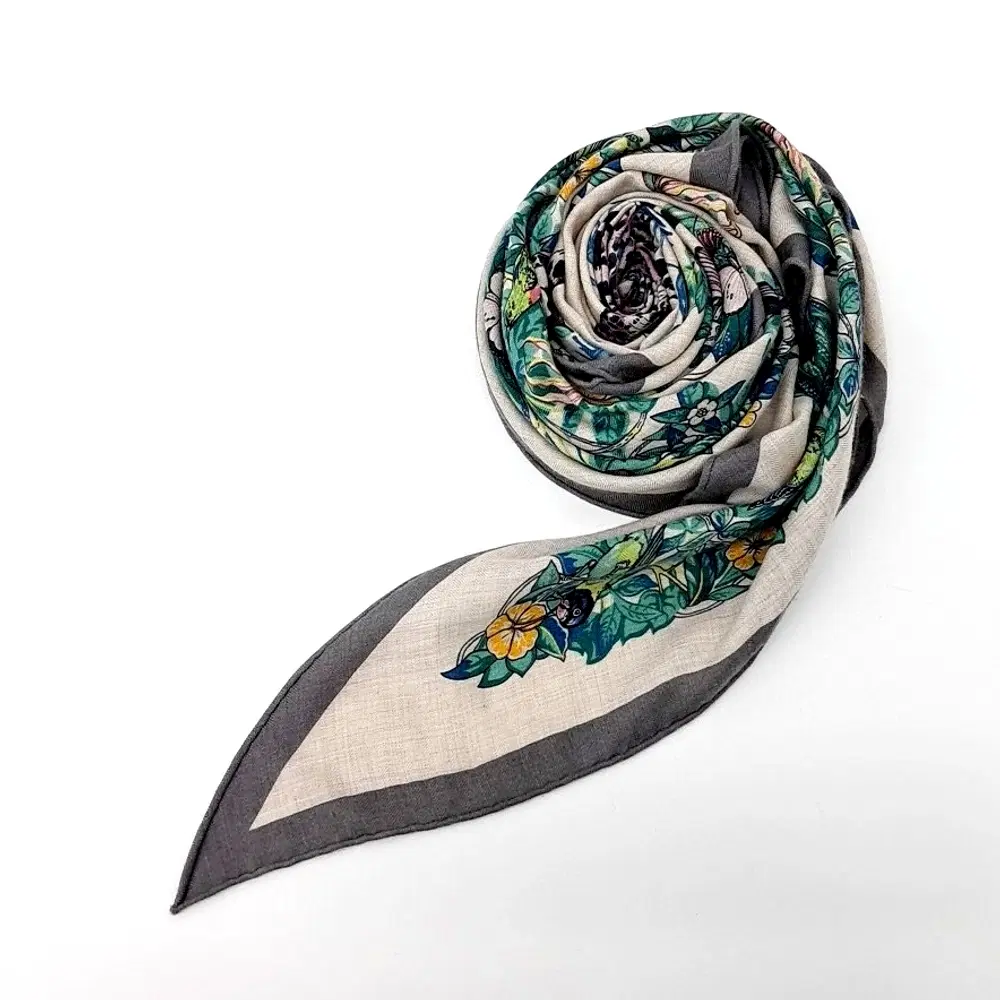 Hermes Triangle Muffler