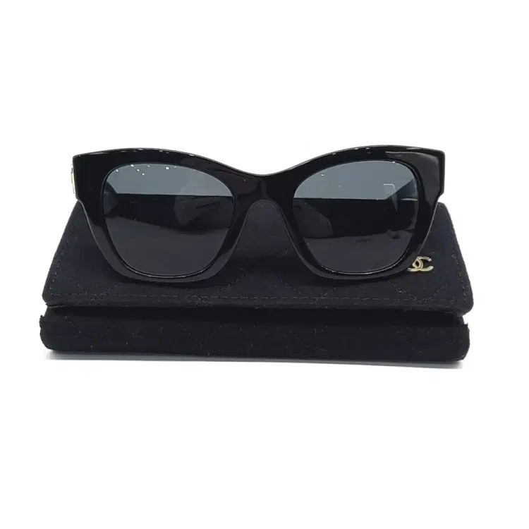 Chanel Heart Sunglasses-Hover-Image