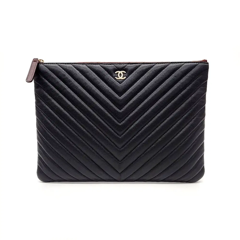 Chanel Caviar Chevron Clutch New Medium