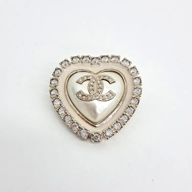 Chanel Heart Brooch-Hover-Image