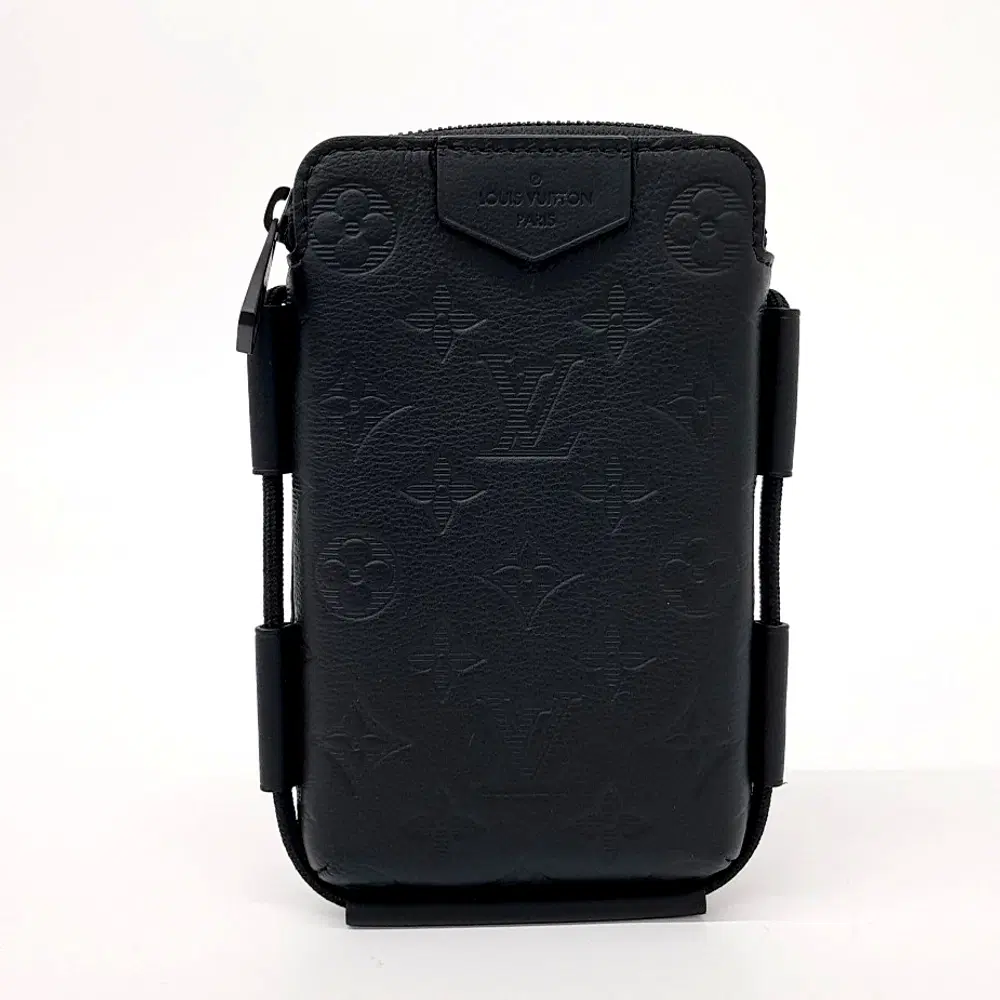 Louis Vuitton Lace Up Pouch M12601