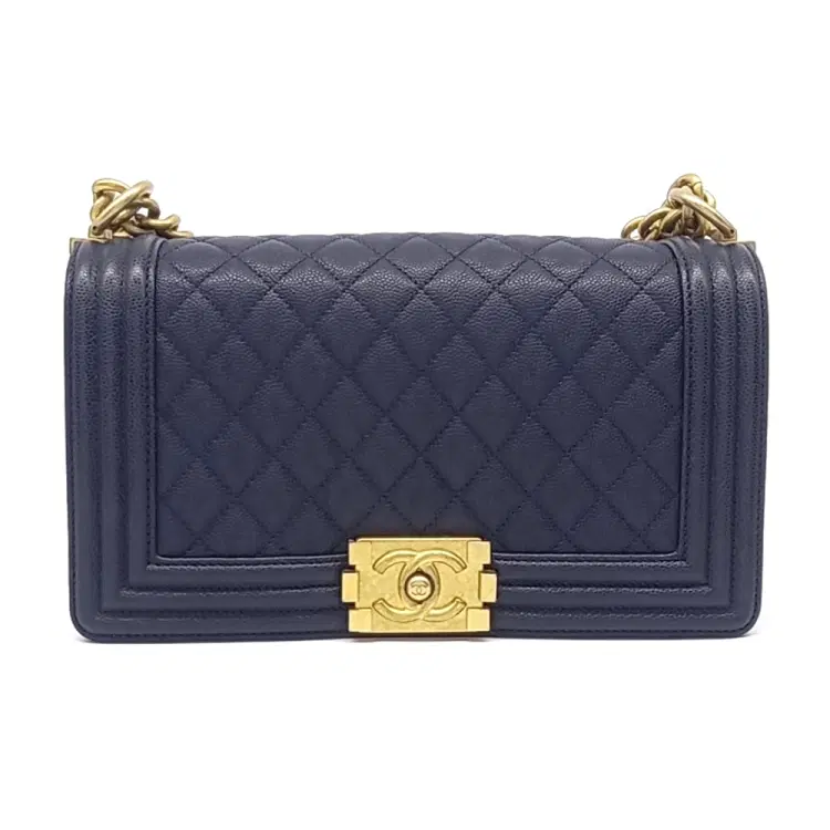 Chanel Caviar Boy Bag Medium-Hover-Image