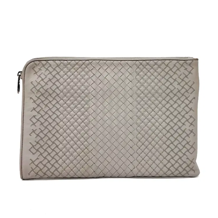 Bottega Veneta Clutch-Hover-Image