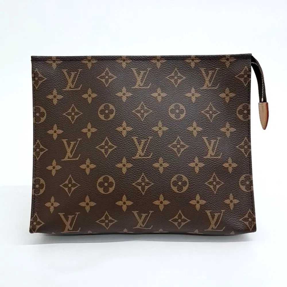 Louis Vuitton Monogram Pochette Toilet 26