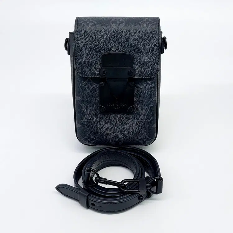 Louis Vuitton Eclipse S-Lock Vertical Wearable Wallet-Hover-Image