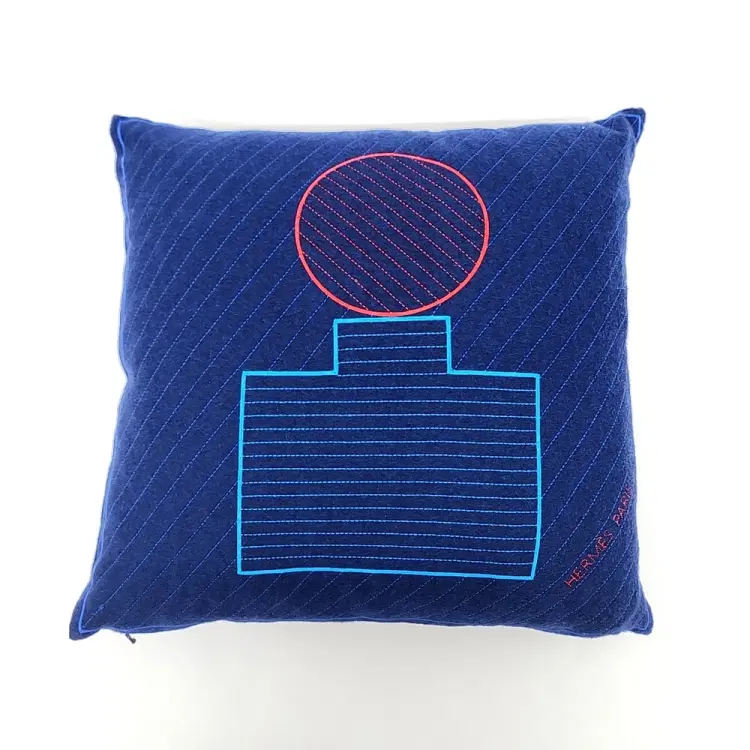 Hermes Cushion-Hover-Image