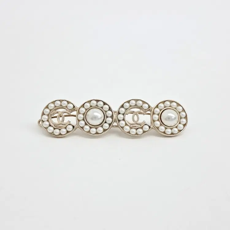 Chanel Hairpin-Hover-Image