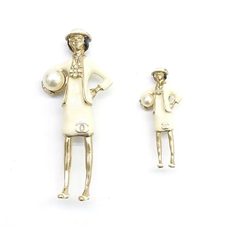 Chanel Coco Madame Brooch 2Set-Hover-Image