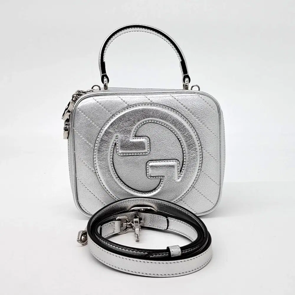 Gucci Blondie Top Handle Bag (744434)
