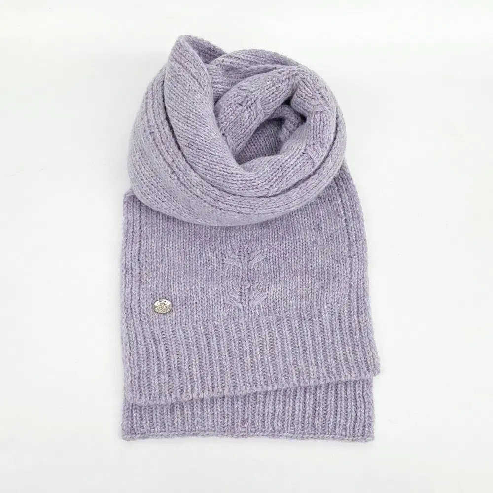 Chanel Muffler
