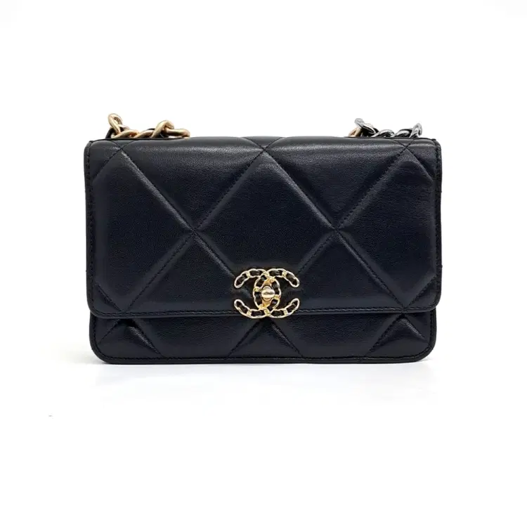 Chanel Lambskin Woc 19 Mini Cross Bag Ap3267-Hover-Image