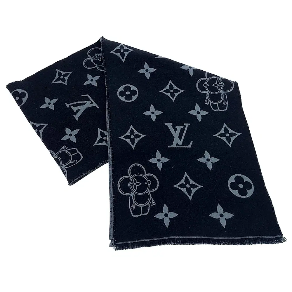 Louis Vuitton Monogram Vivienne Muffler