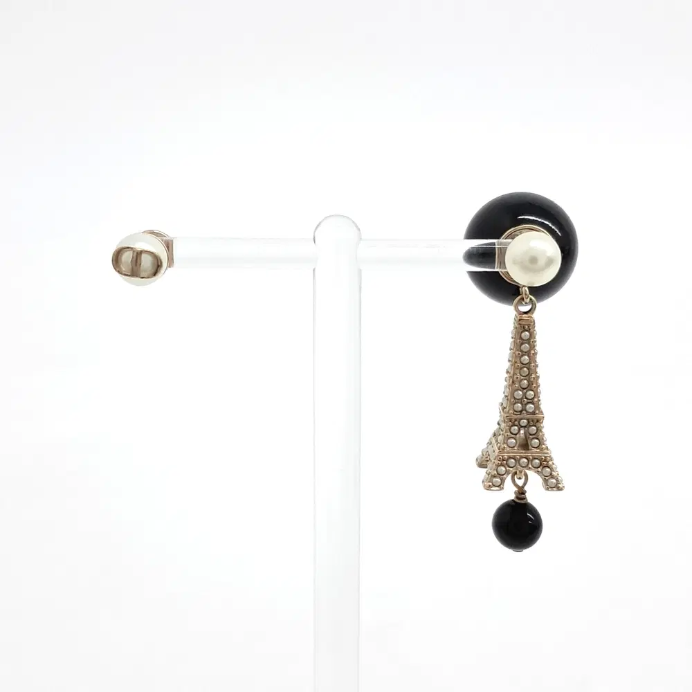 Christian Dior Earrings
