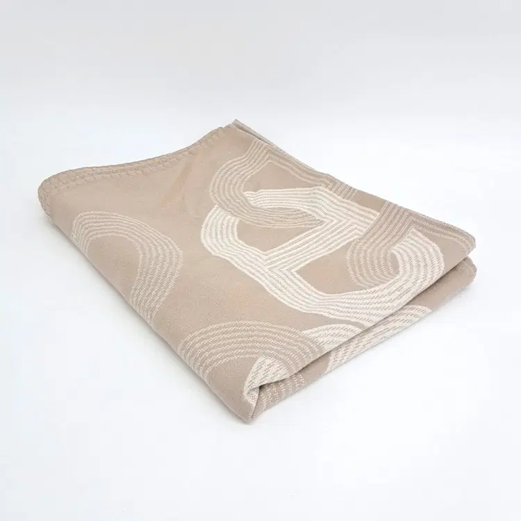 Hermès Blanket-Hover-Image