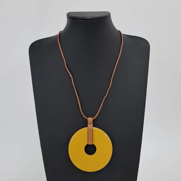 Hermes Horn Necklace-Hover-Image