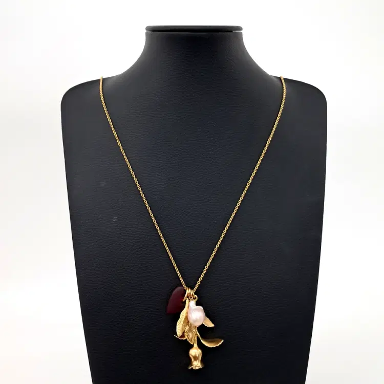 Christian Dior Necklace-Hover-Image