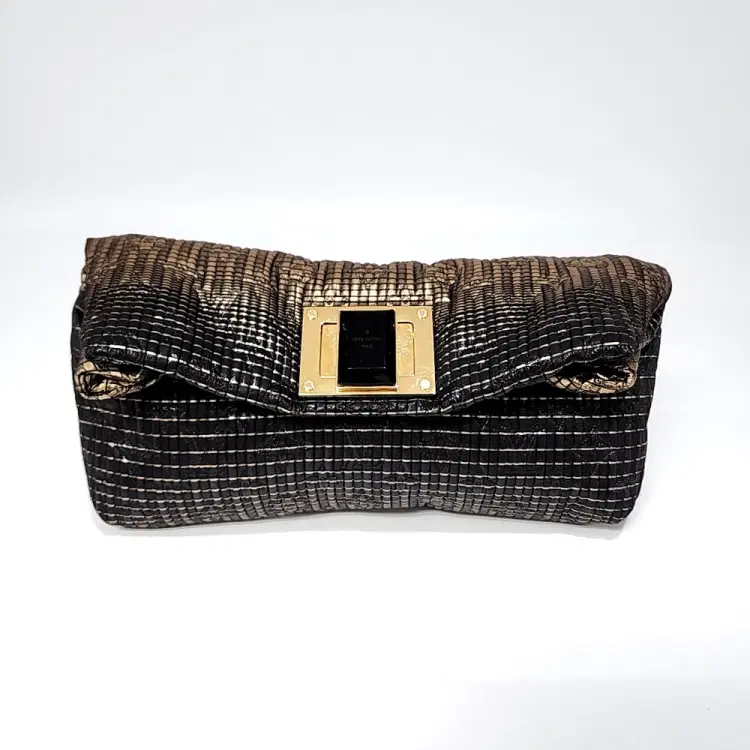 Louis Vuitton Pochette Altair M40617-Hover-Image