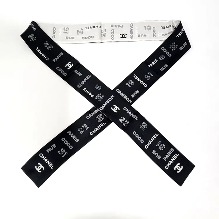 Chanel Twilly-Hover-Image