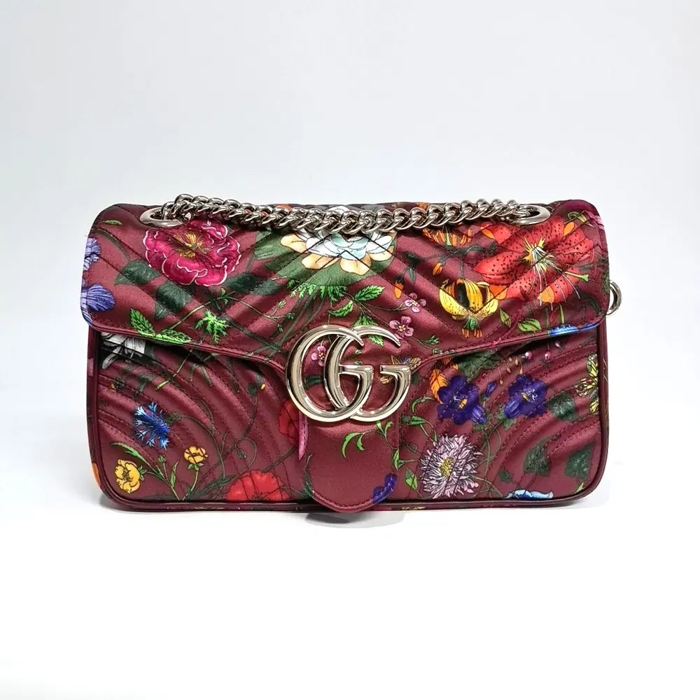 Gucci Marmont Matelassé Shoulder Bag (811237)
