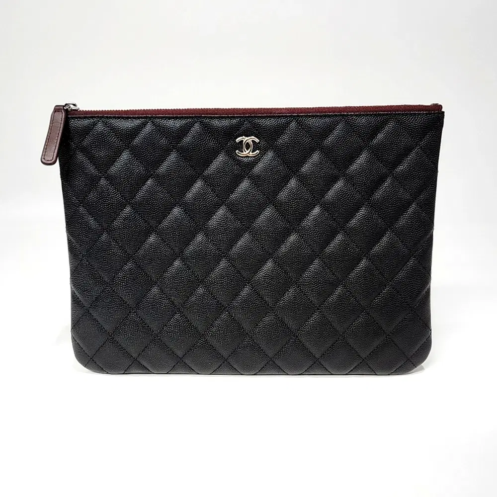 Chanel Caviar Clutch New Medium A82545