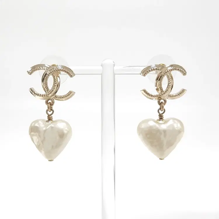 Chanel Heart Drop Earrings-Hover-Image