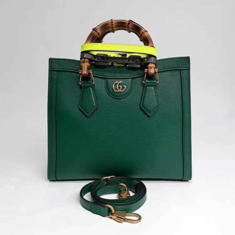 Gucci Diana Bamboo Tote Bag Small (660195)-Hover-Image