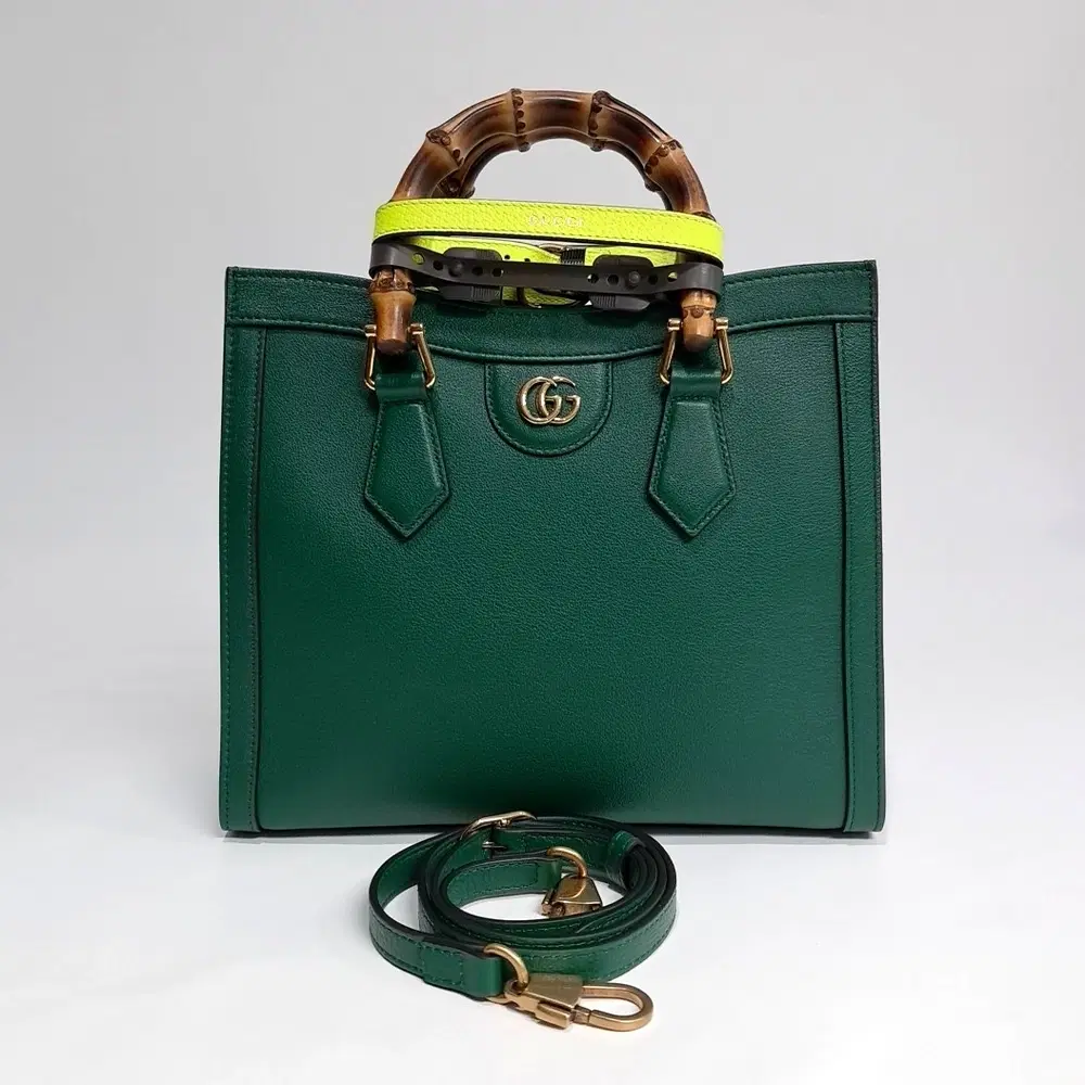 Gucci Diana Bamboo Tote Bag Small (660195)