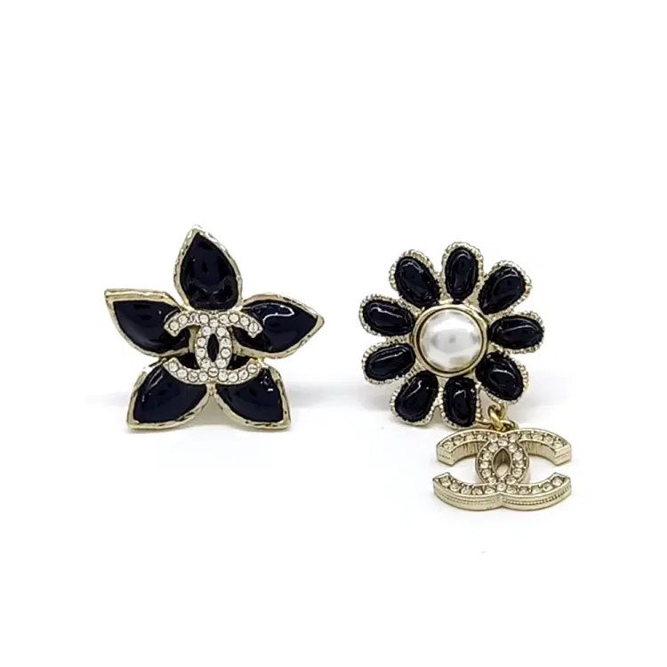 Chanel Brooch Set-Hover-Image
