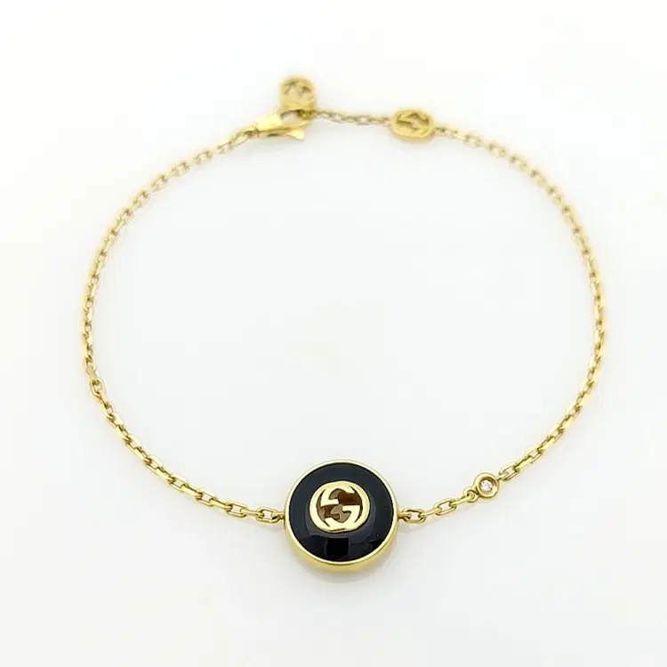 Gucci Diamond Interlocking G Bracelet-Hover-Image