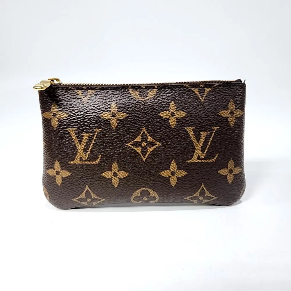 Louis Vuitton Monogram Key Pouch Small M13559