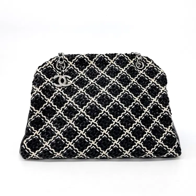 Chanel Stitch Chain Shoulder Bag-Hover-Image