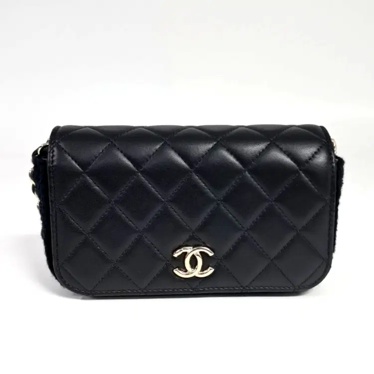 Chanel Chain Crossbody Bag-Hover-Image