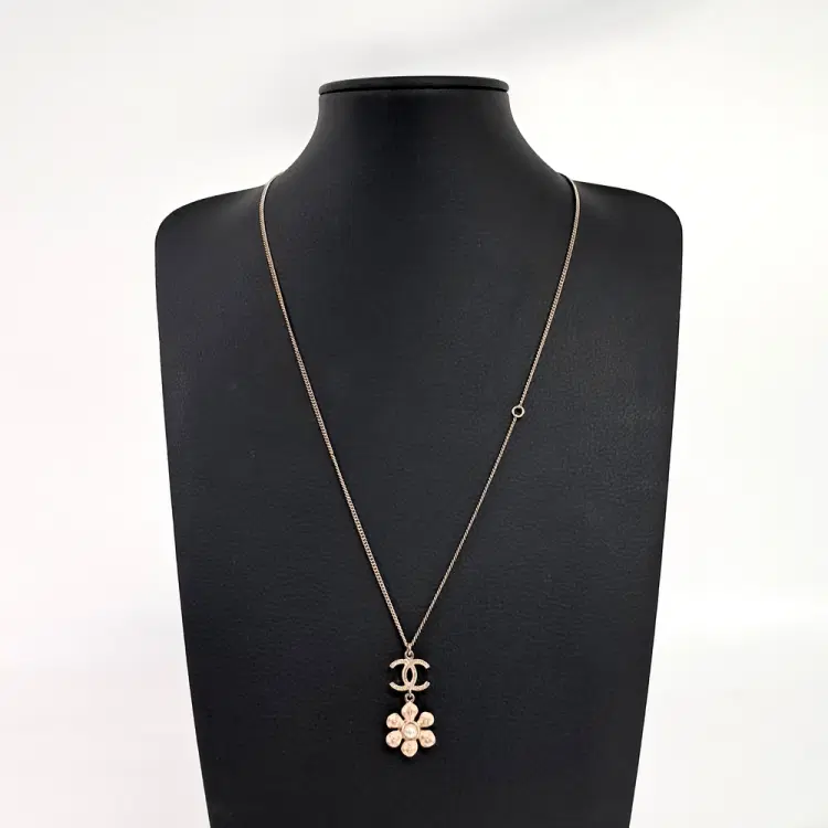 Chanel Necklace A96882-Hover-Image