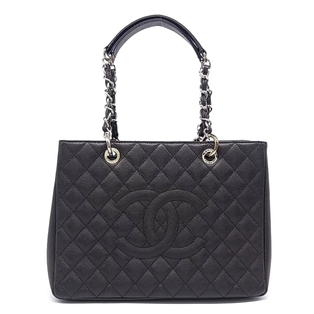 Chanel Caviar Grand Shopping