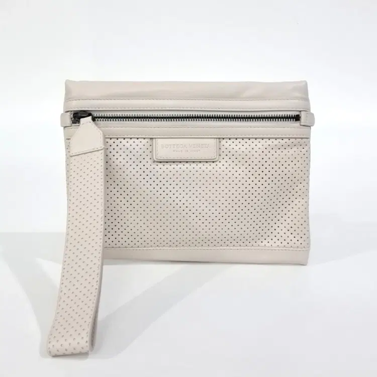 Bottega Veneta Clutch-Hover-Image