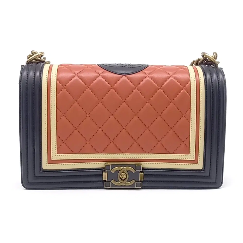 Chanel Boy Bag New Medium