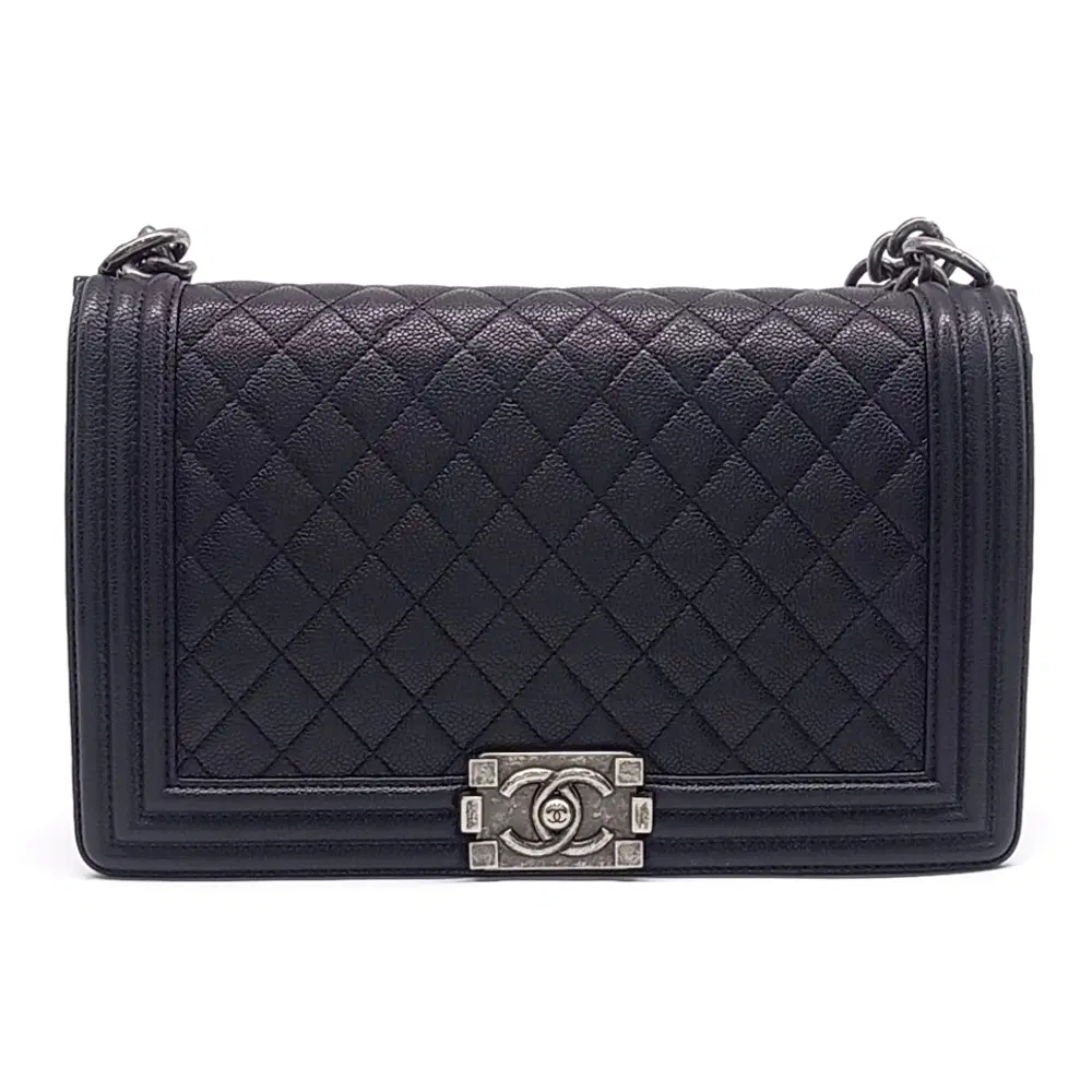 Chanel Caviar Boy Bag New Medium