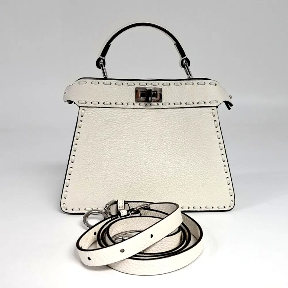 Fendi Peekaboo I See U Petite (8Bn335)