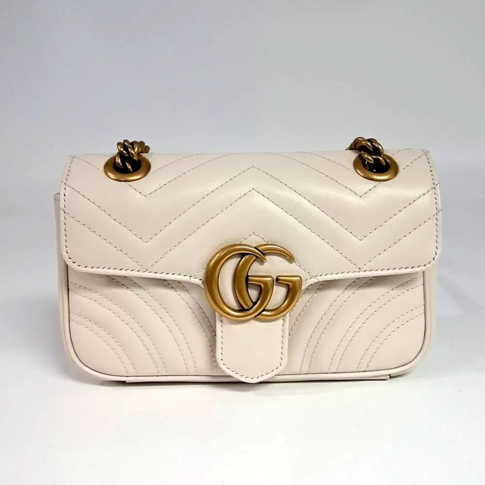 Gucci Matlasé Mini Shoulder Bag (446744)