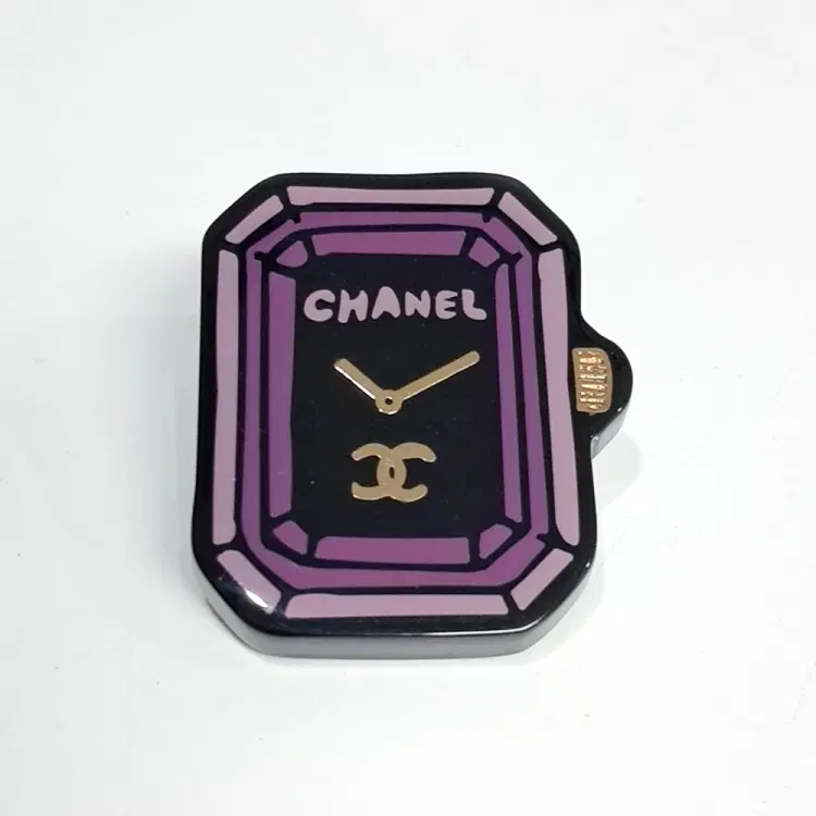 Chanel Brooch-Hover-Image