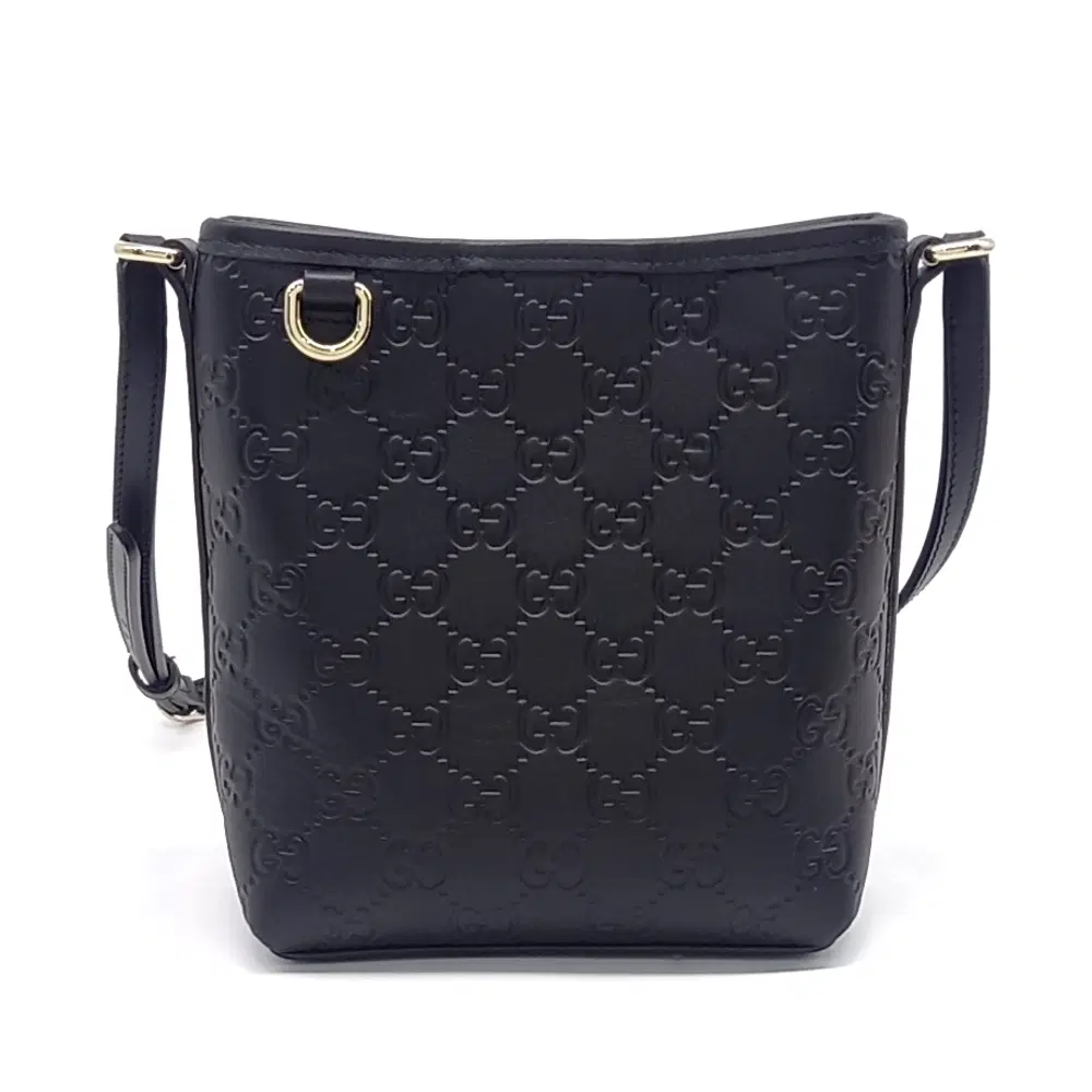 Gucci Gg Emblem Nano Bucket Bag (847090)