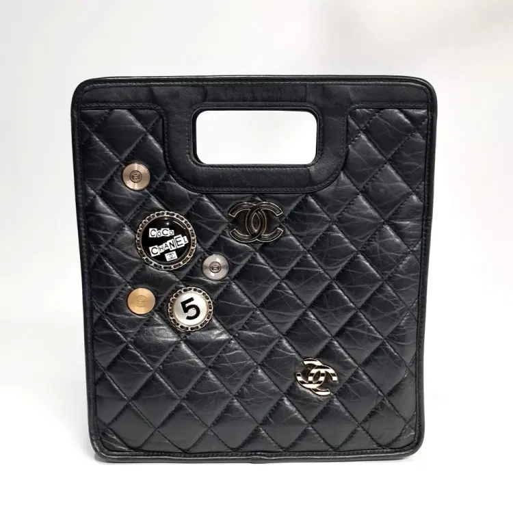 Chanel Charm Small Shopping Bag-Hover-Image
