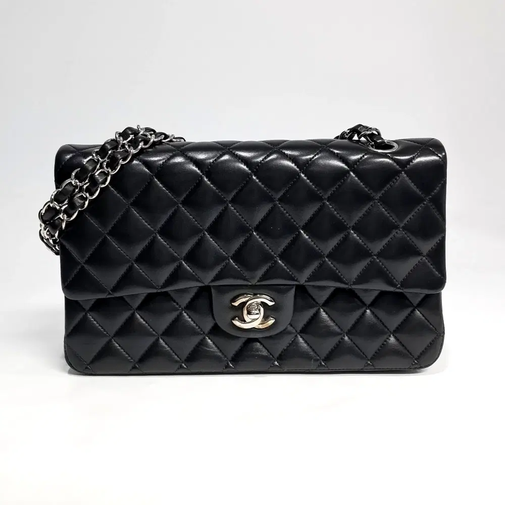 Chanel Classic Medium
