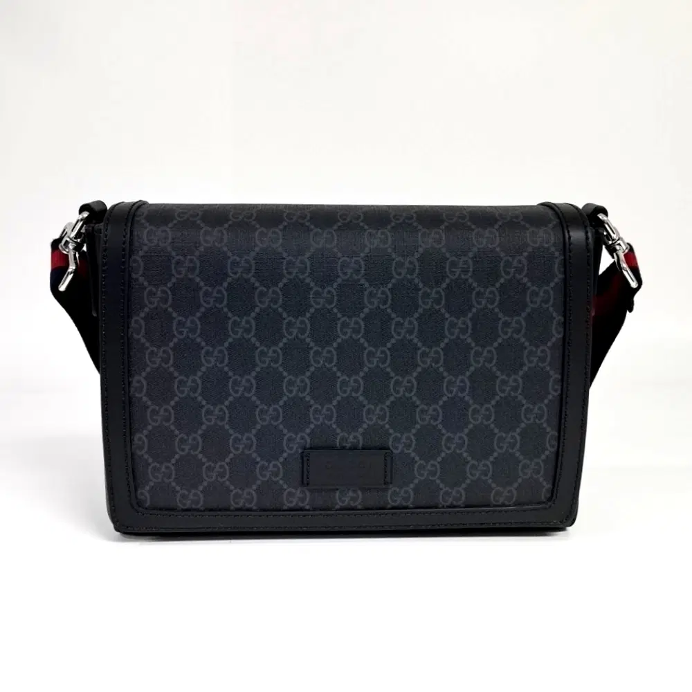 Gucci Gg Supreme Crossbody Bag (771167)