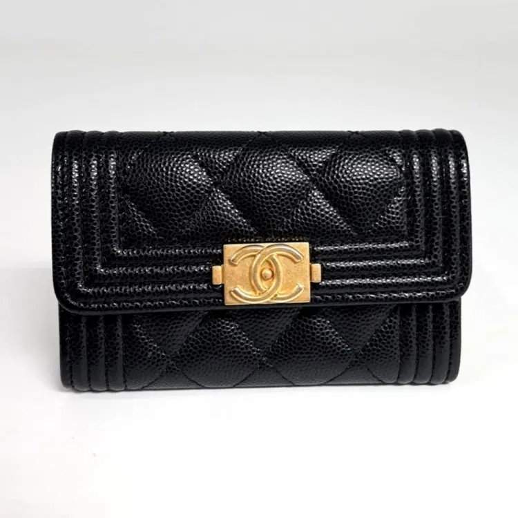 Chanel Caviar Boy Card Holder-Hover-Image